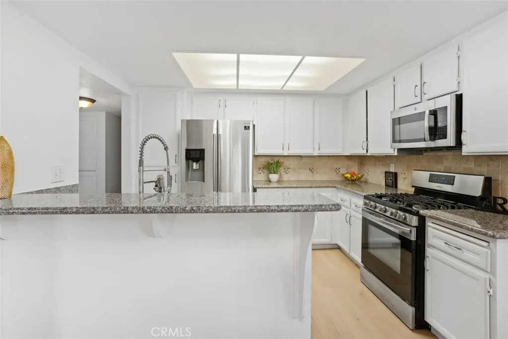 https://cdn.realtyfeed.com/cdn/127/306469538/16cbebcc2f1d3cf79a8384fcdac9f599.webp