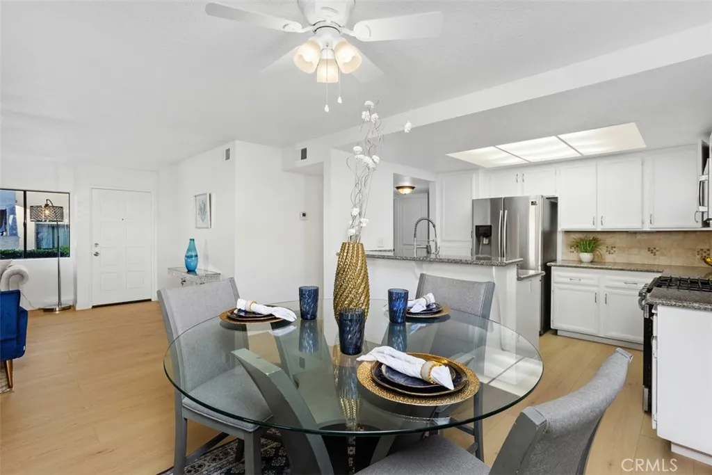 https://cdn.realtyfeed.com/cdn/127/306469538/5bff9cb5939e536c0807016917f91ec2.webp