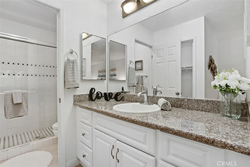 https://cdn.realtyfeed.com/cdn/127/306469538/661ae8d2e4b0bb84e5f163cc6cbba92c.webp