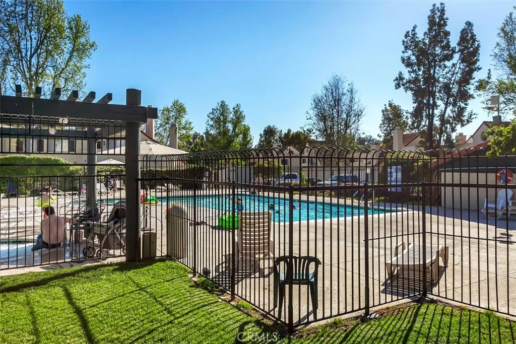 https://cdn.realtyfeed.com/cdn/127/306469538/859e32c3d4cc5d2d49b0be823034f637.webp