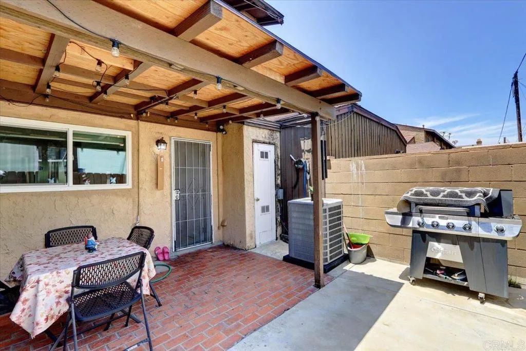 https://cdn.realtyfeed.com/cdn/127/306469545/5003ec4241fd062a12ddd97a230764a2.webp