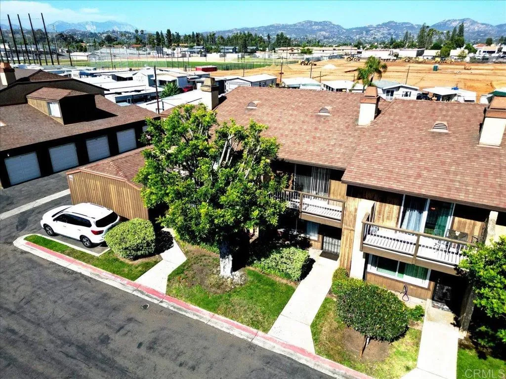https://cdn.realtyfeed.com/cdn/127/306469545/61cdcdcde0bf91194142b32cc955d63c.webp