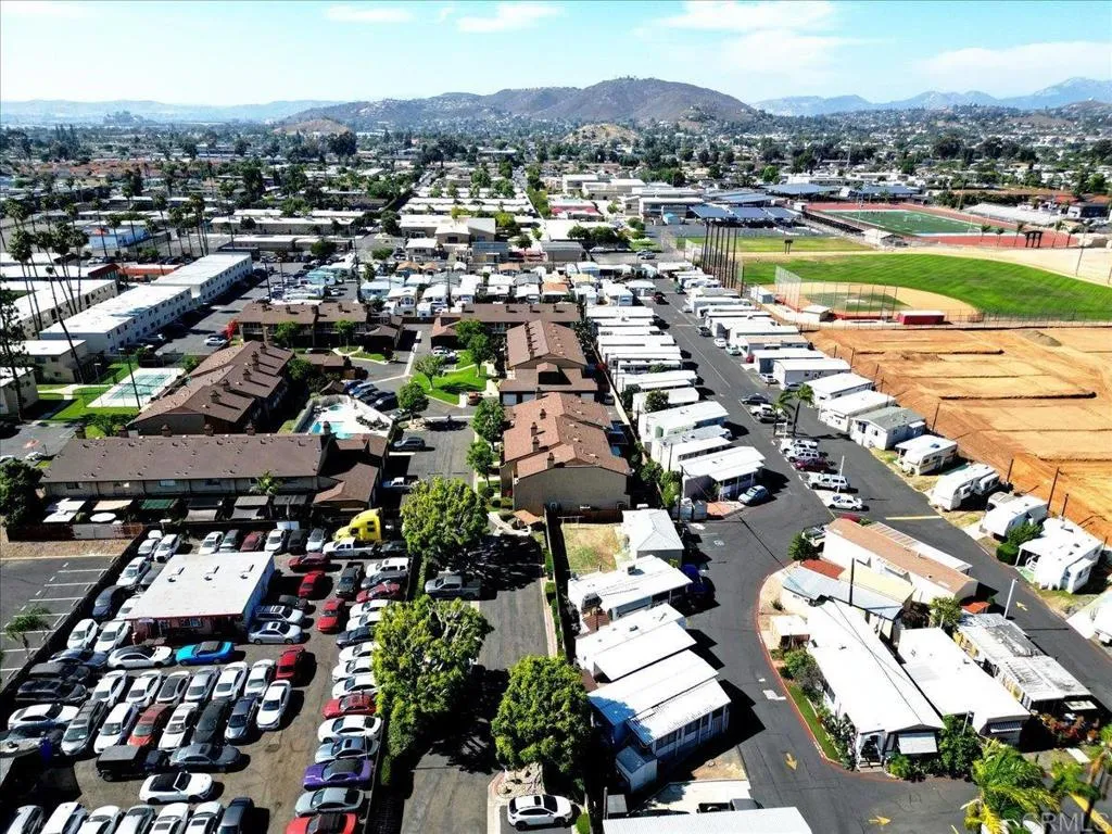 https://cdn.realtyfeed.com/cdn/127/306469545/c716916055c40d63fc7146cc44454d61.webp