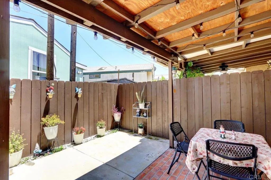 https://cdn.realtyfeed.com/cdn/127/306469545/ccf2e43864dc511dd0ff20a05295da9d.webp