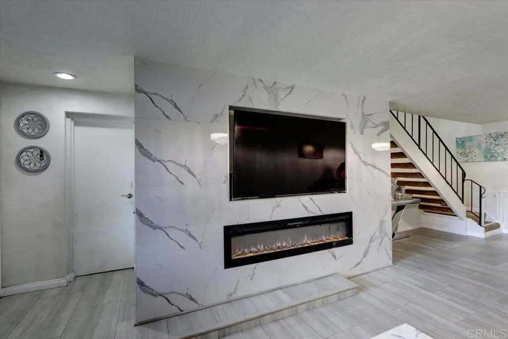 Photo #6: PTP2504536 Listing 
