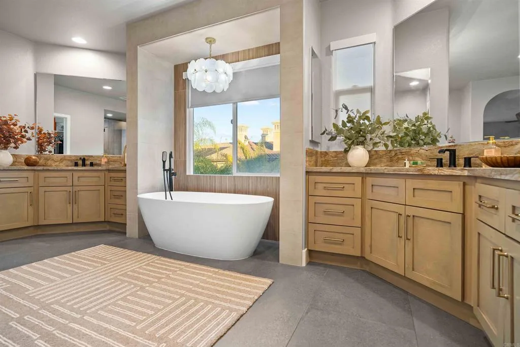 https://cdn.realtyfeed.com/cdn/127/306469625/ae0191c32b9c1c54c8e689892c335c35.webp