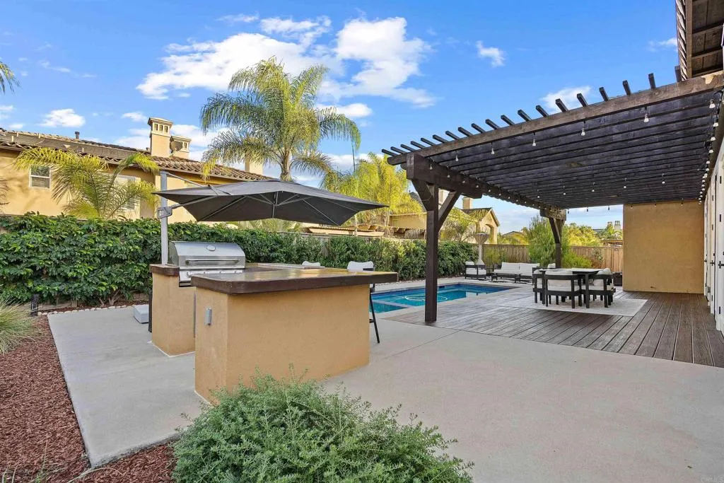 https://cdn.realtyfeed.com/cdn/127/306469625/dd4d9dd2ced50d95eb5b13b4dfdaffea.webp