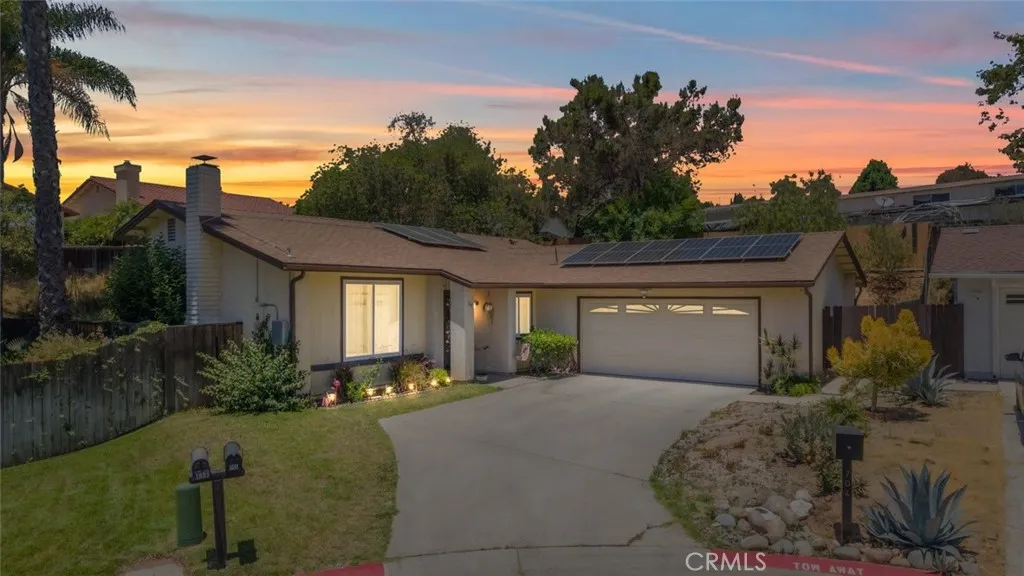 https://cdn.realtyfeed.com/cdn/127/306469695/9a5c9c1463ca04ff9fc58b1b9f9b2302.webp