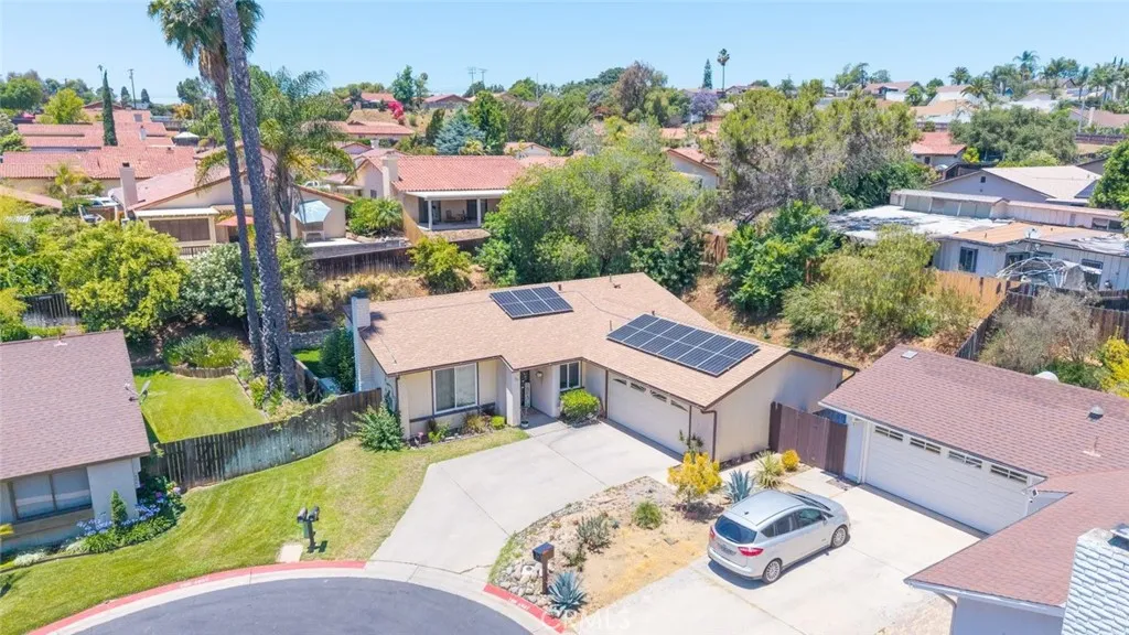 https://cdn.realtyfeed.com/cdn/127/306469695/d9279d885f4f5d4770eadec1b9281065.webp