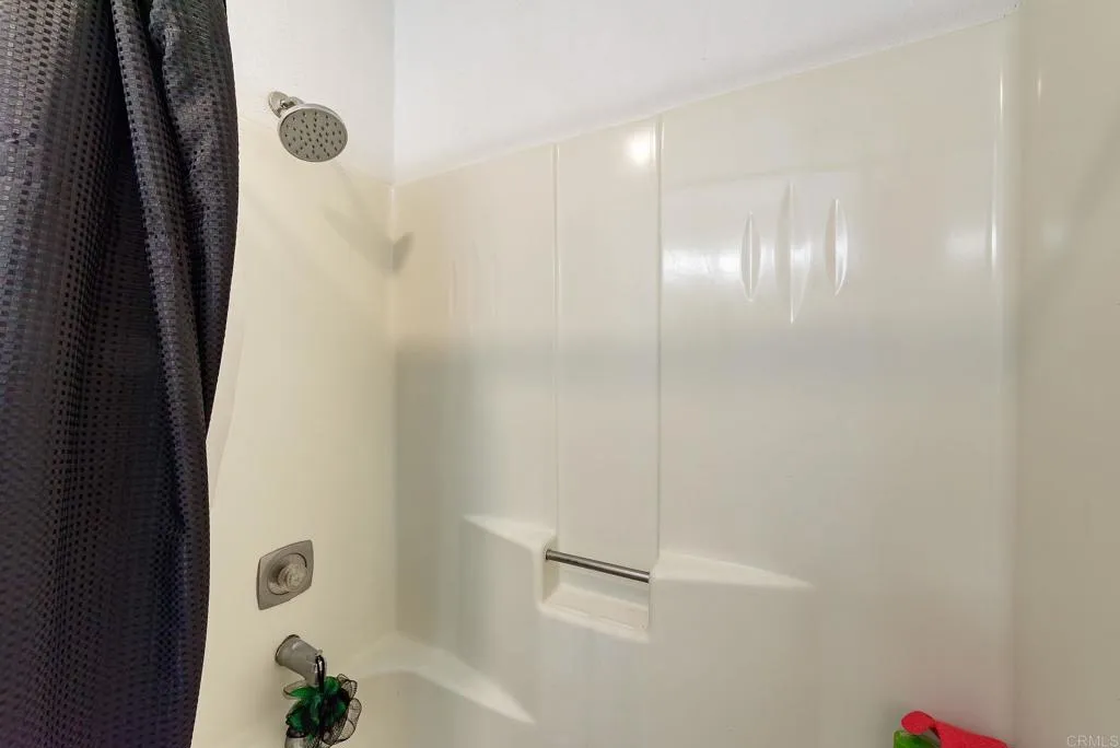 https://cdn.realtyfeed.com/cdn/127/306469765/5ea6d583bfed57ee0b53e7a967efae35.webp