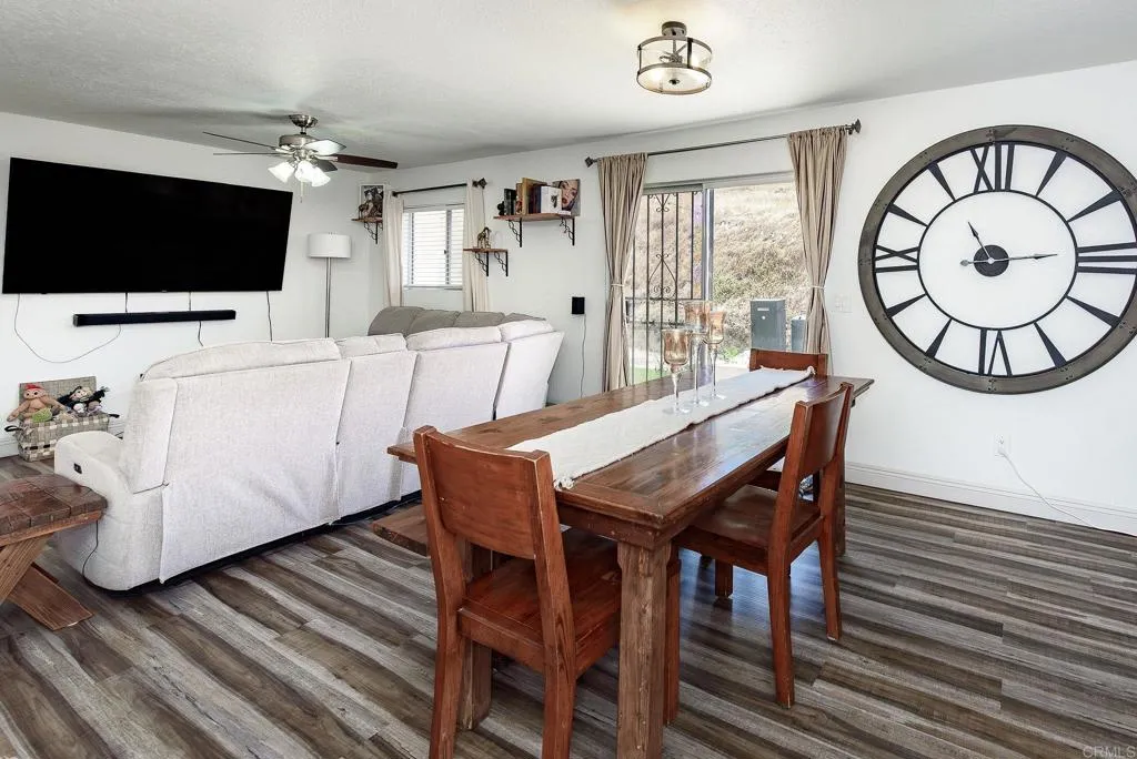 https://cdn.realtyfeed.com/cdn/127/306469765/c042aee90d4a4e90a5010ffffcbfe789.webp