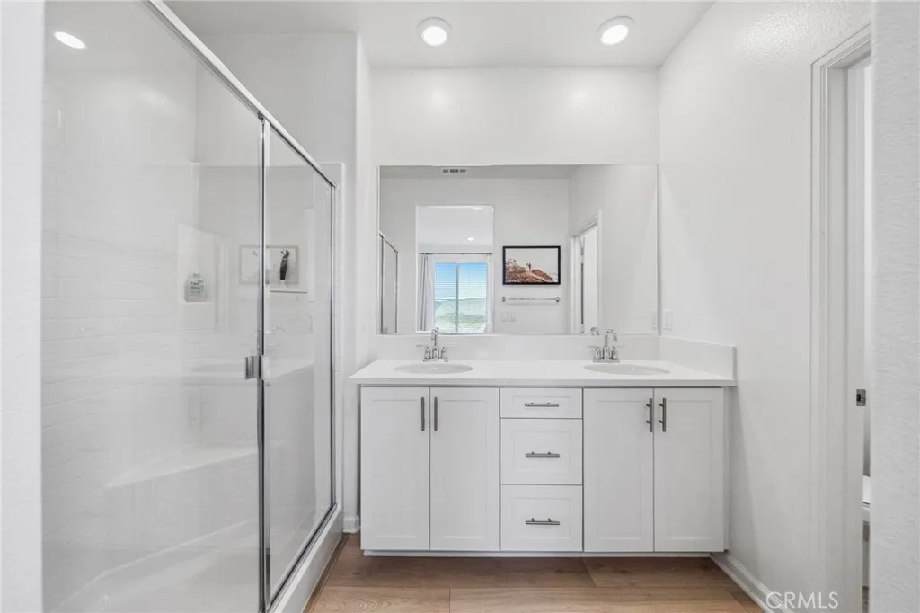https://cdn.realtyfeed.com/cdn/127/306469810/4824f44faf665761e954dc9c2c7e243c.webp