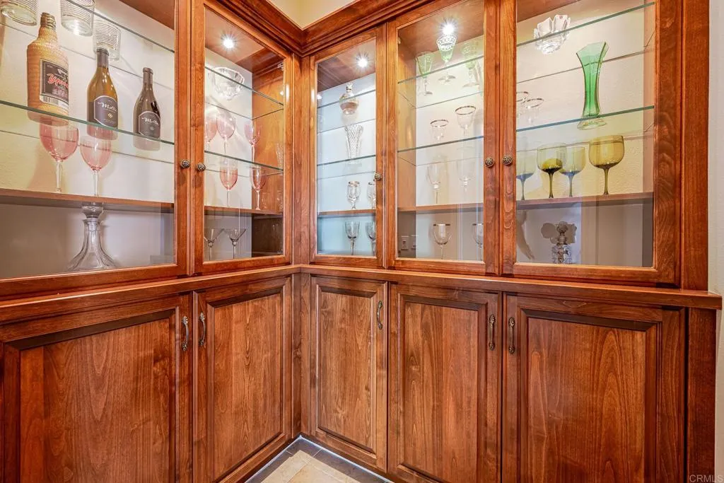https://cdn.realtyfeed.com/cdn/127/306470086/058a258b6294b804726ea7283f279dae.webp