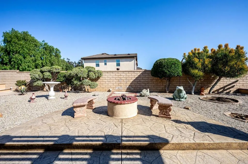 https://cdn.realtyfeed.com/cdn/127/306470086/70f8d5910a0ae3588cbb2db51f26383f.webp