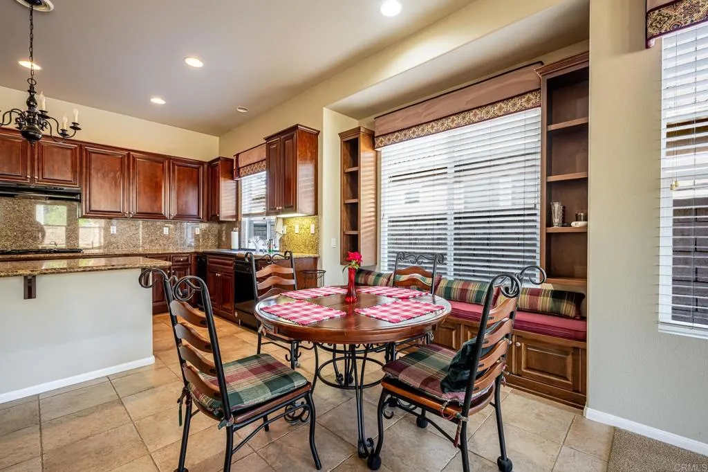 https://cdn.realtyfeed.com/cdn/127/306470086/bfb64c34c0dfe50caff488b9988dfedc.webp