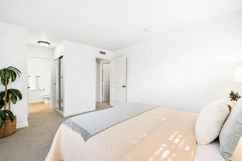 https://cdn.realtyfeed.com/cdn/127/306470115/951c0c4e0064e9fcb81e0524c256e87f.webp