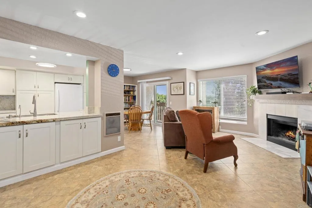 https://cdn.realtyfeed.com/cdn/127/306470137/031557639725965ec7e5688252f055ed.webp