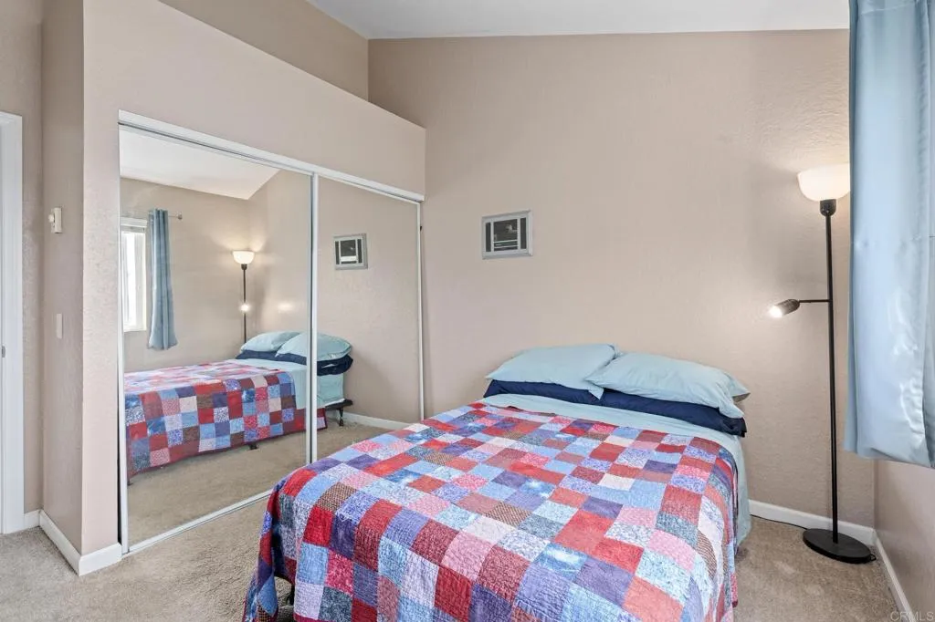 https://cdn.realtyfeed.com/cdn/127/306470137/e96f0d392f15f90359ff6767ea73d411.webp