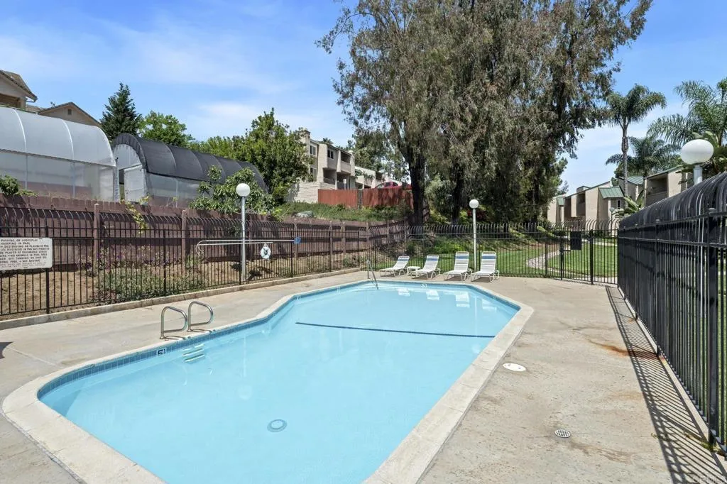https://cdn.realtyfeed.com/cdn/127/306470137/fc21b42a281cd4c7a5da8b4414f98aea.webp