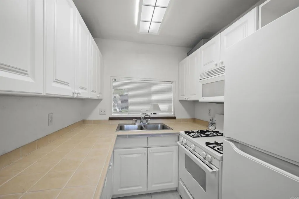 Photo #7: PTP2504549 Listing: Photo #7