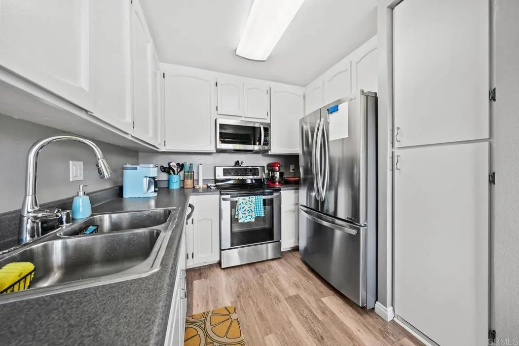 Photo #5: PTP2504550 Listing 