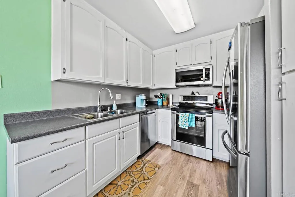 Photo #4: PTP2504550 Listing 