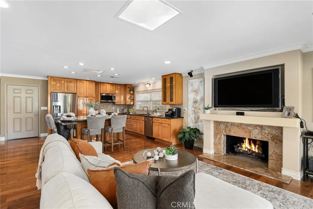 https://cdn.realtyfeed.com/cdn/127/306470237/84493916733f512528c19566a81c8c3e.webp