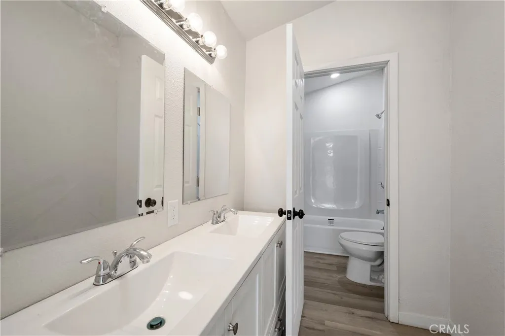 https://cdn.realtyfeed.com/cdn/127/306470305/89cc44991d1979262498ebcde186618b.webp