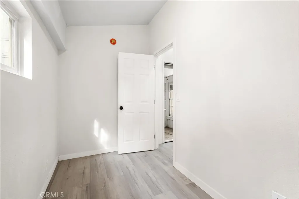 https://cdn.realtyfeed.com/cdn/127/306470305/e92b8f96eeb8bd23f6bfbcaeccd78ac2.webp