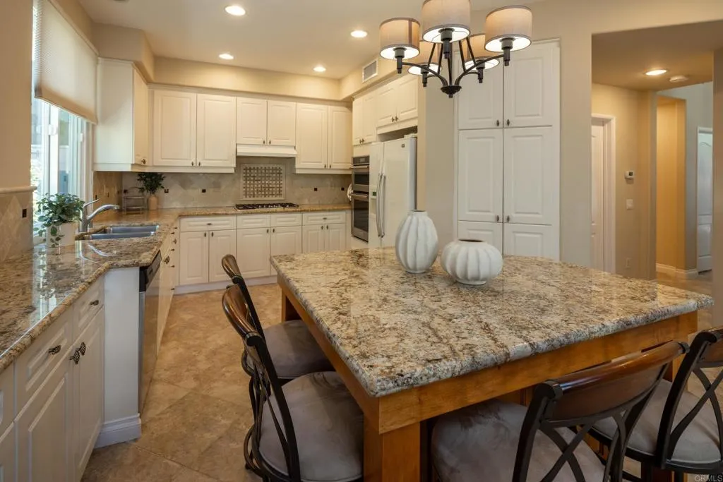 https://cdn.realtyfeed.com/cdn/127/306470337/8d77ef967e8c209a0f1355d74d7ff5f8.webp