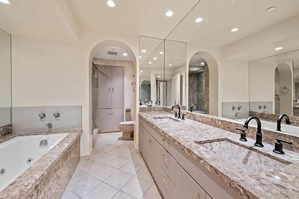 https://cdn.realtyfeed.com/cdn/127/306470410/4d7fcdf896d96978b88afefb9dbed0ac.webp