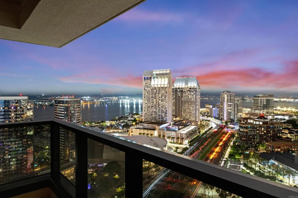 https://cdn.realtyfeed.com/cdn/127/306470410/cfdd8d70eef49b3c8ae0c4cca4131812.webp