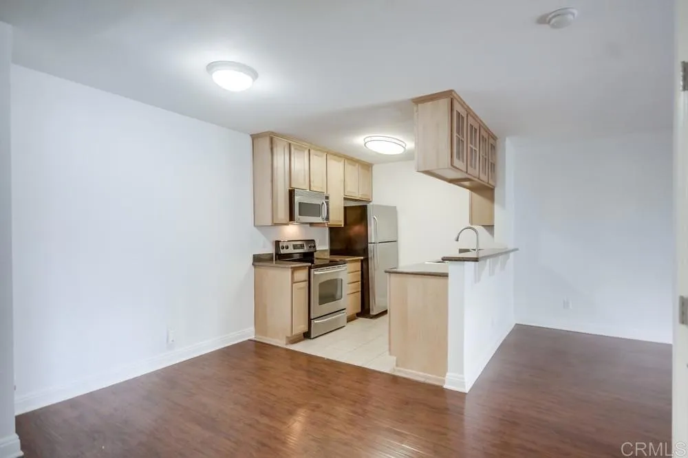https://cdn.realtyfeed.com/cdn/127/306470479/121798c0ed73bc199539c9f80b894375.webp