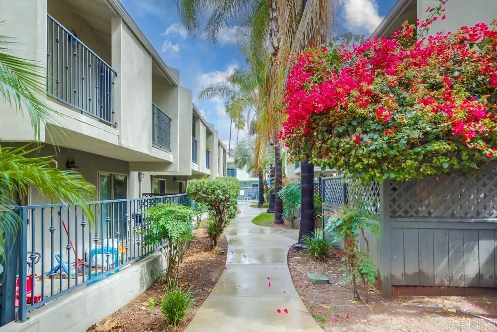 https://cdn.realtyfeed.com/cdn/127/306470479/a230a6c802e2643162c046e5bd65e258.webp