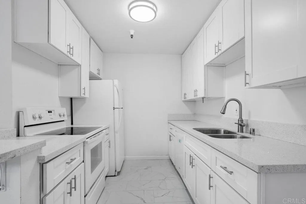 https://cdn.realtyfeed.com/cdn/127/306470492/6d06f02b536f25d3144252d77a0b70c6.webp