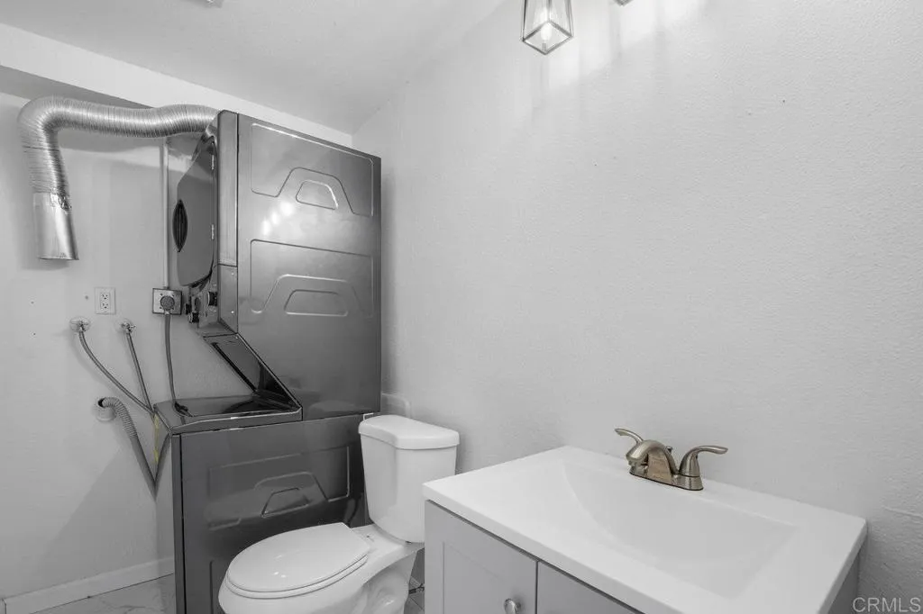 https://cdn.realtyfeed.com/cdn/127/306470492/b7b9390d5e3ac0a14857006389f131f1.webp