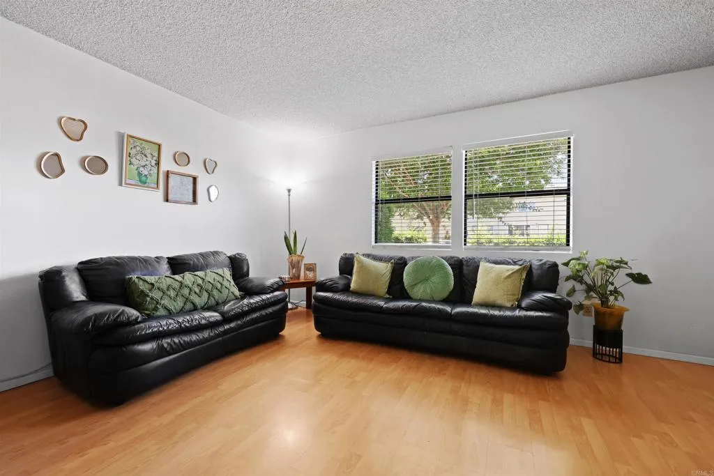 Photo #6: PTP2504562 Listing 