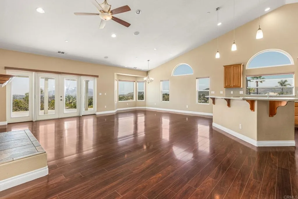 https://cdn.realtyfeed.com/cdn/127/306470502/5172954a3319e058eae66232df405542.webp