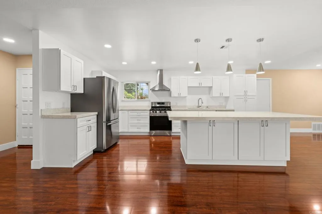 https://cdn.realtyfeed.com/cdn/127/306470516/02b28627ccc598b3334a6a6876fddaac.webp