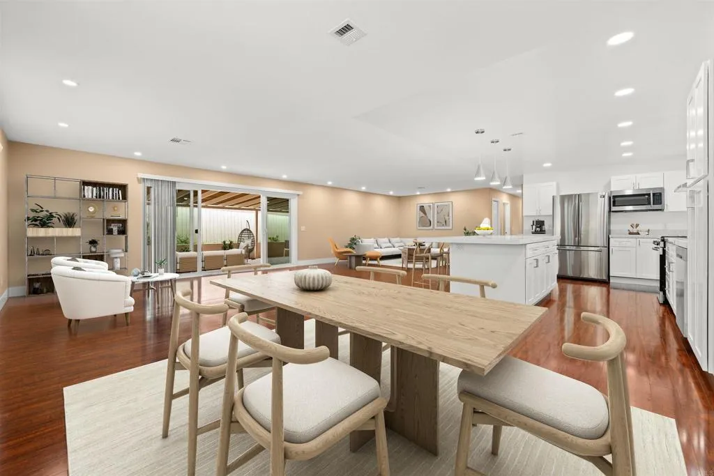 https://cdn.realtyfeed.com/cdn/127/306470516/1585c469277a681c0d533e2c4e99776c.webp