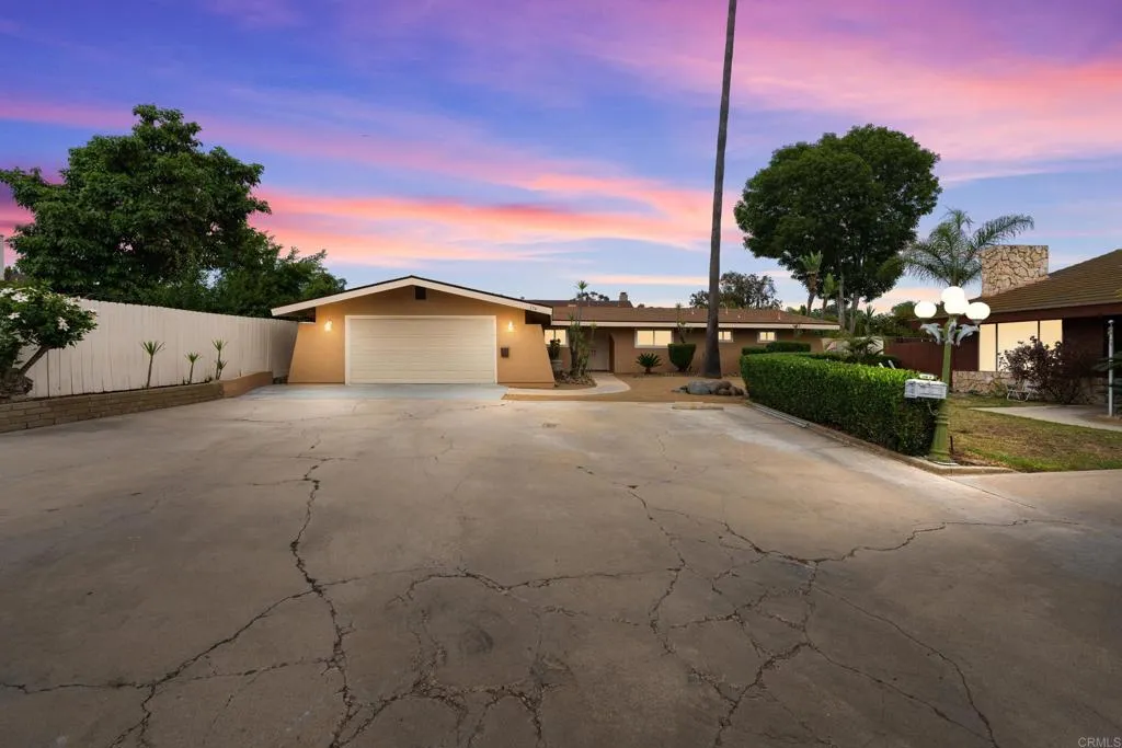 https://cdn.realtyfeed.com/cdn/127/306470516/9e333cf637b1d0e101177c320f3b12d5.webp