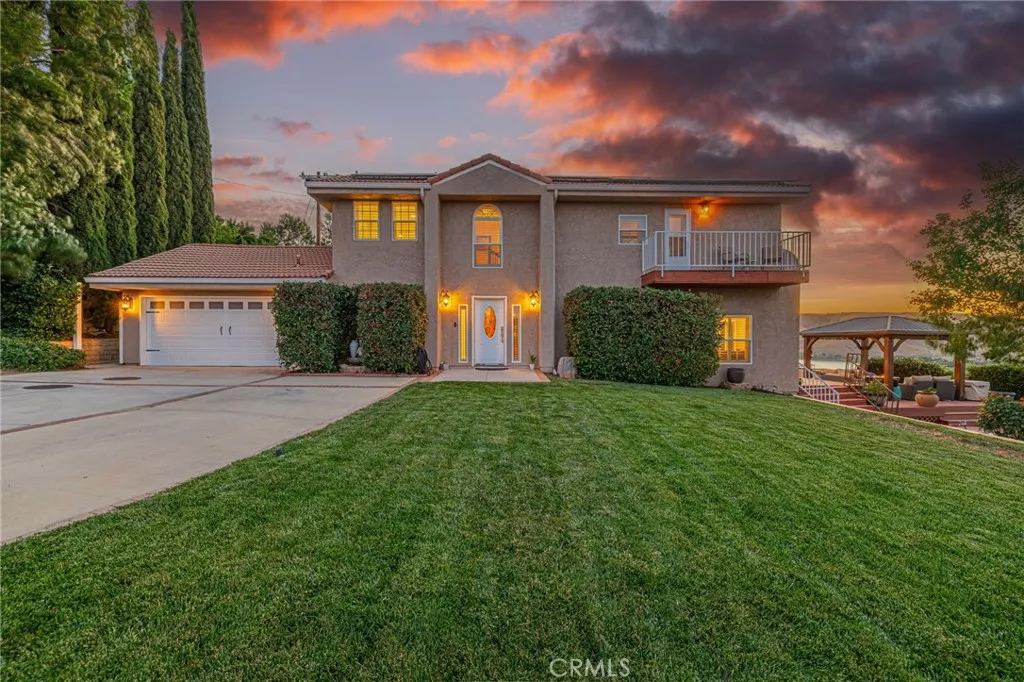 42725 Deer Walk Road, Lake Hughes, CA 93532