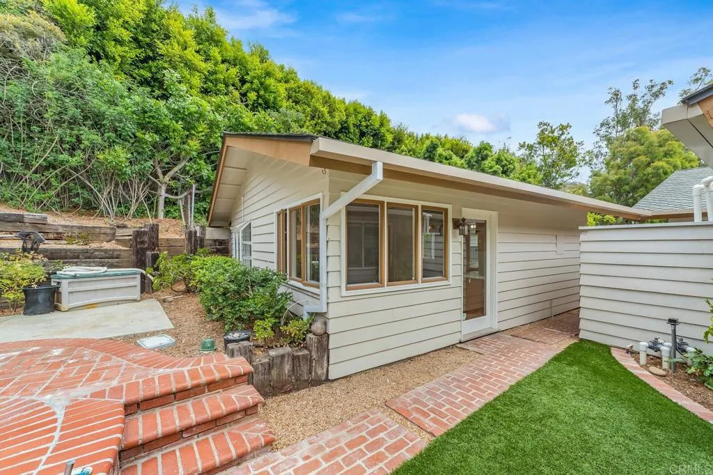 https://cdn.realtyfeed.com/cdn/127/306470579/4666e7c657dfa5c01349254c3310b418.webp