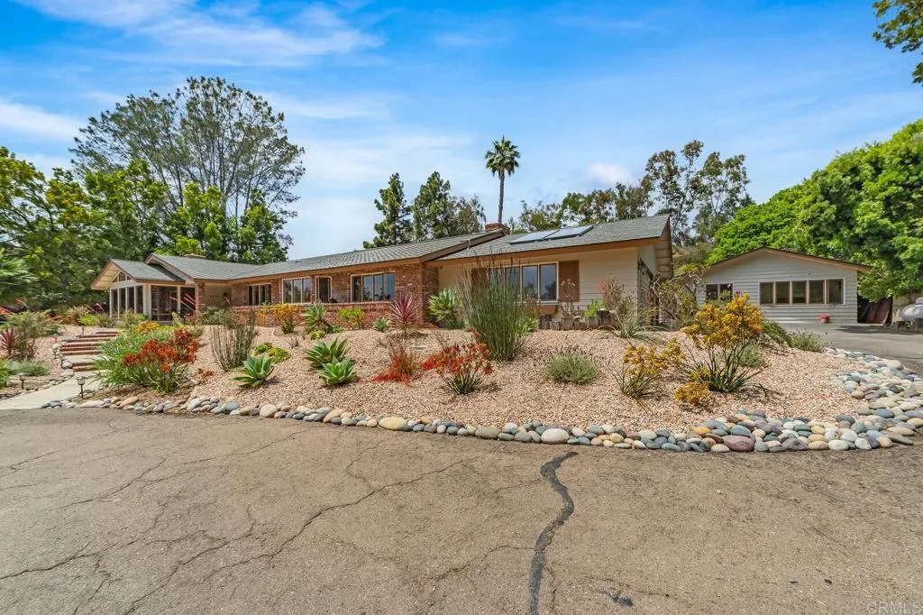 https://cdn.realtyfeed.com/cdn/127/306470579/70a919b74a752189f45f63d026c1c30a.webp