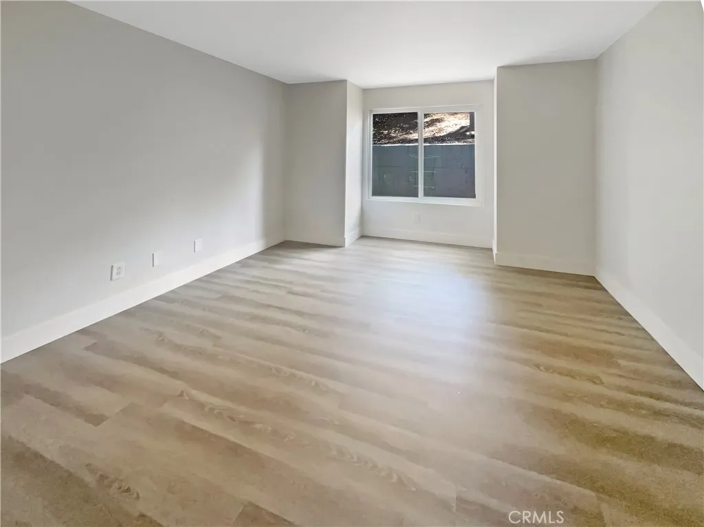 Photo #5: CV25137246 Listing 