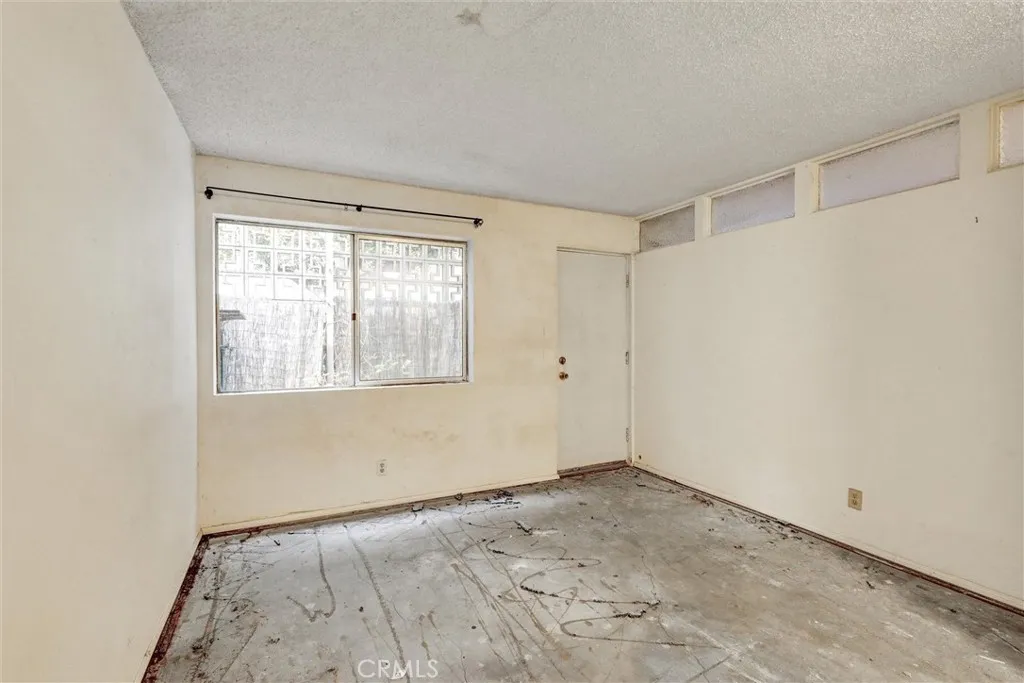 https://cdn.realtyfeed.com/cdn/127/306471031/05e49610000456ca3a851bd8249e33a7.webp