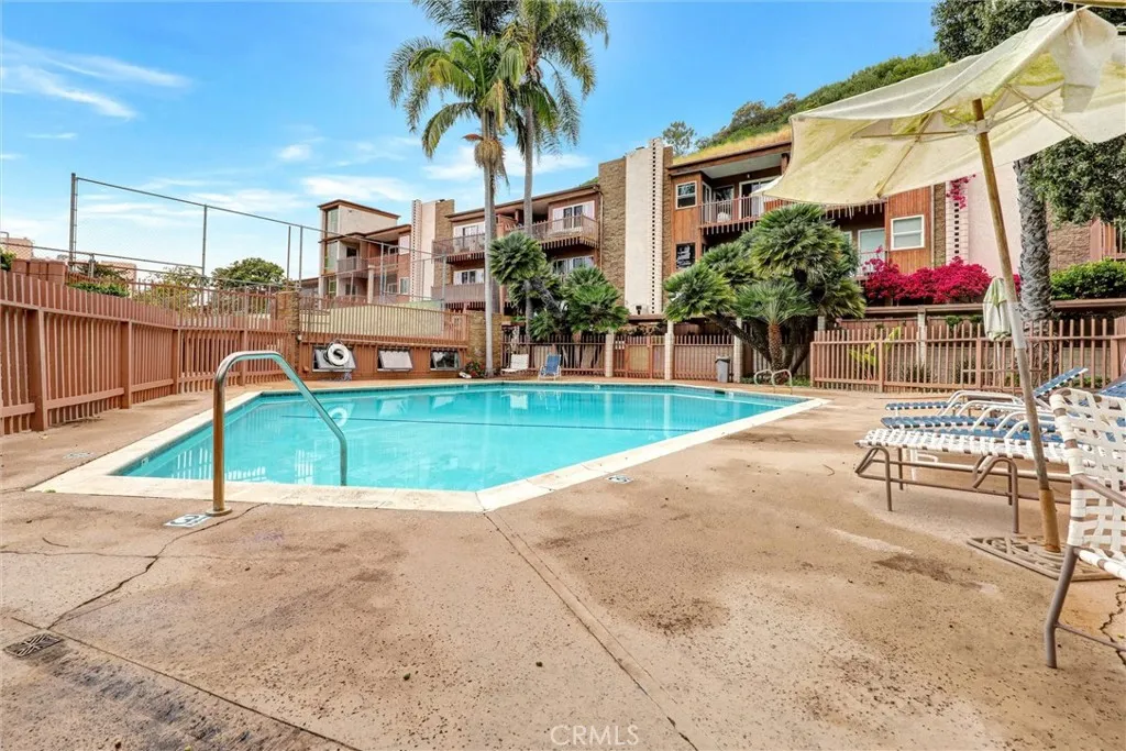 https://cdn.realtyfeed.com/cdn/127/306471031/6b44ff6aa1c95b2040d514c33dabfe4a.webp
