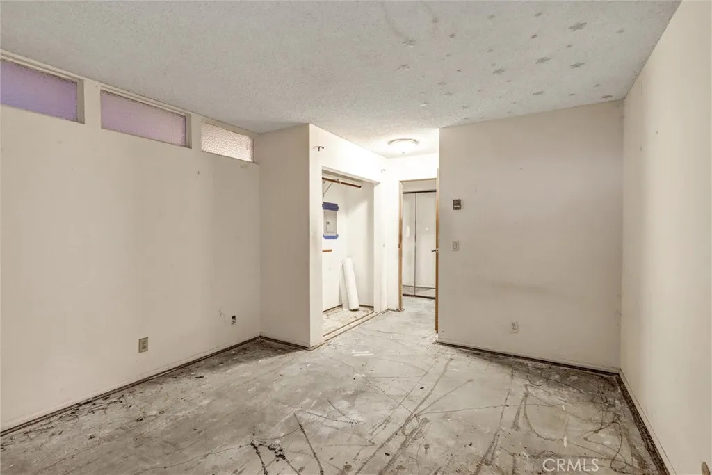 https://cdn.realtyfeed.com/cdn/127/306471031/b0bacb2e2c259fb2ede924fb9caa2f5a.webp