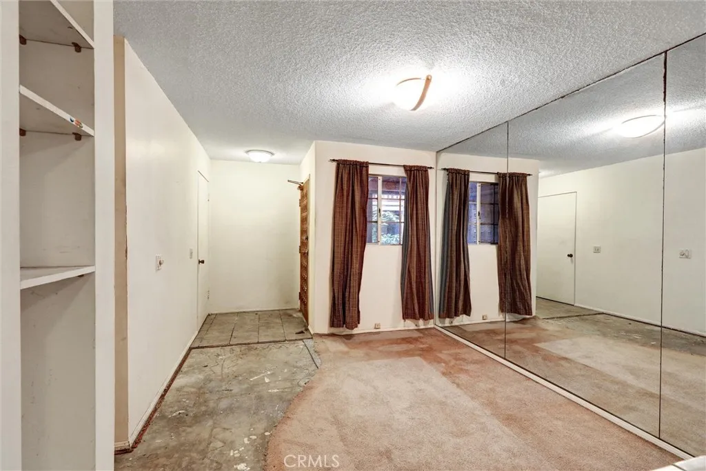 Photo #4: SB25134844 Listing 