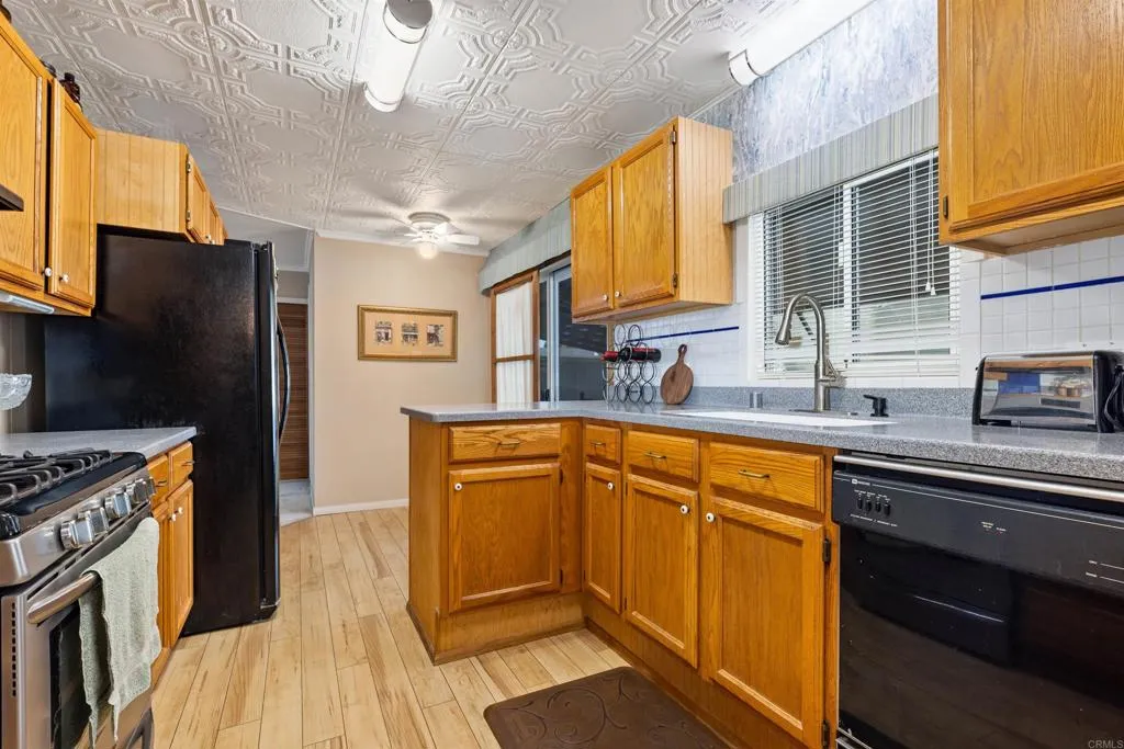 https://cdn.realtyfeed.com/cdn/127/306471042/60f9cfb19787d5be9909089ca4054600.webp